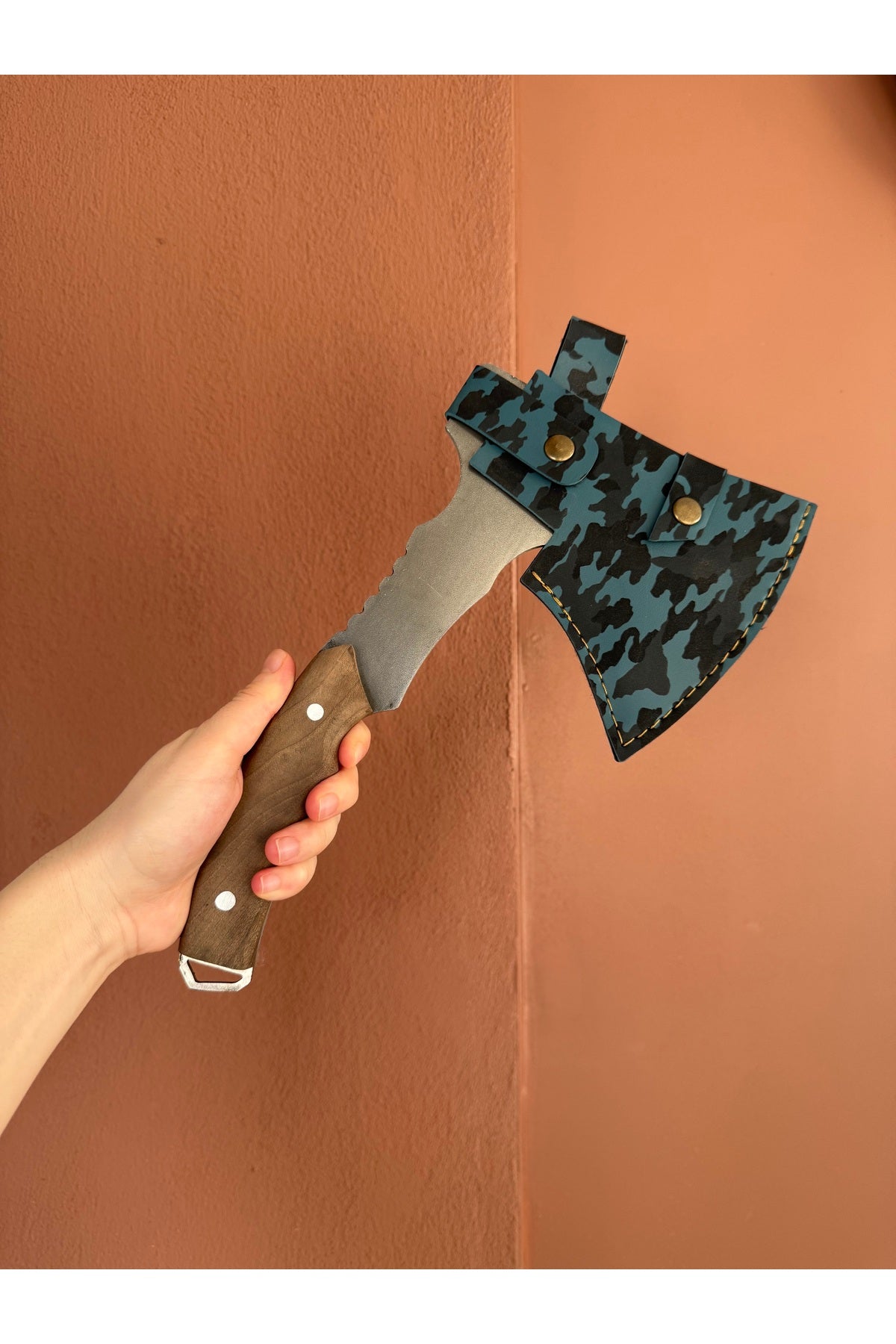 El Yapımı Tasarım Kamp ve Doğa Baltası Ergonomik Ahşap Saplı + Kılıflı